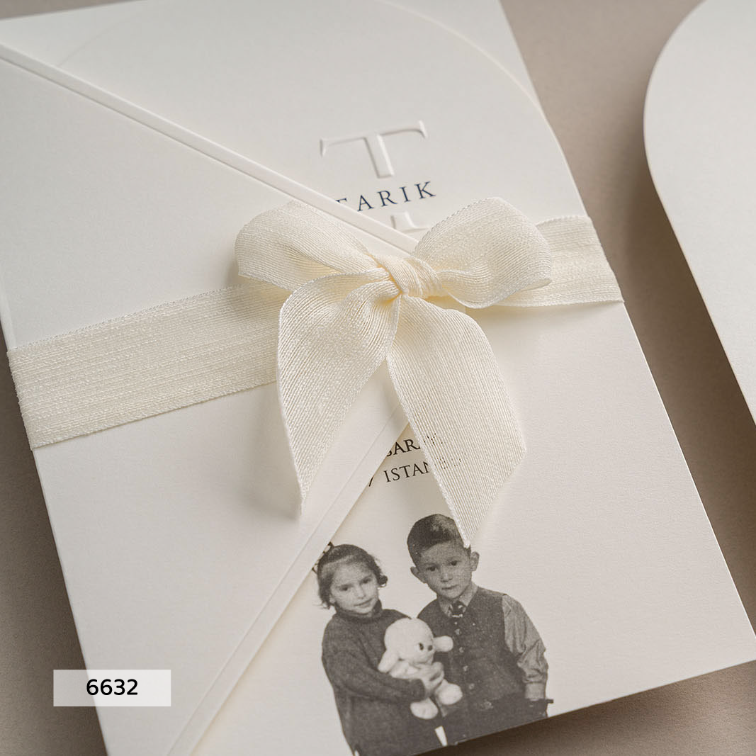 6632 - Arched Wedding Invitation with Bow